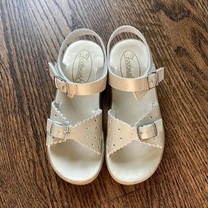 Footmates soft gold girl sandal size 12